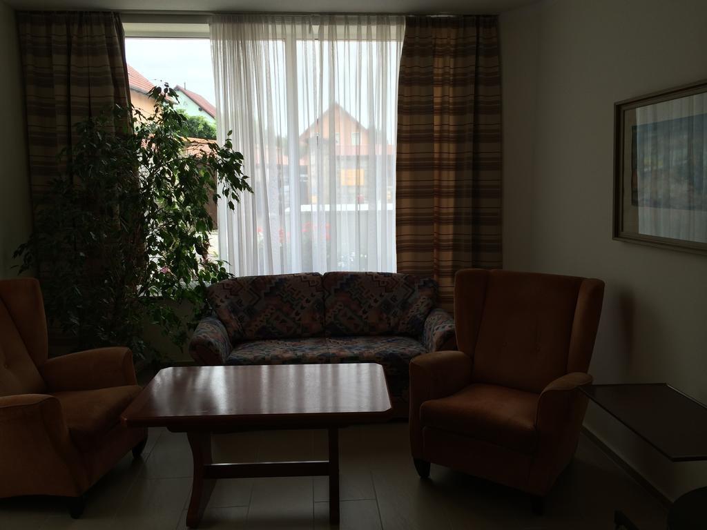 Heiterer Blick Am Malerweg Pirna Apartment Room photo